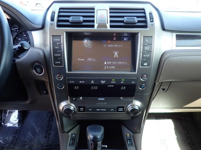 Used 2017 Lexus GX 460 w/ Navigation Package image 17