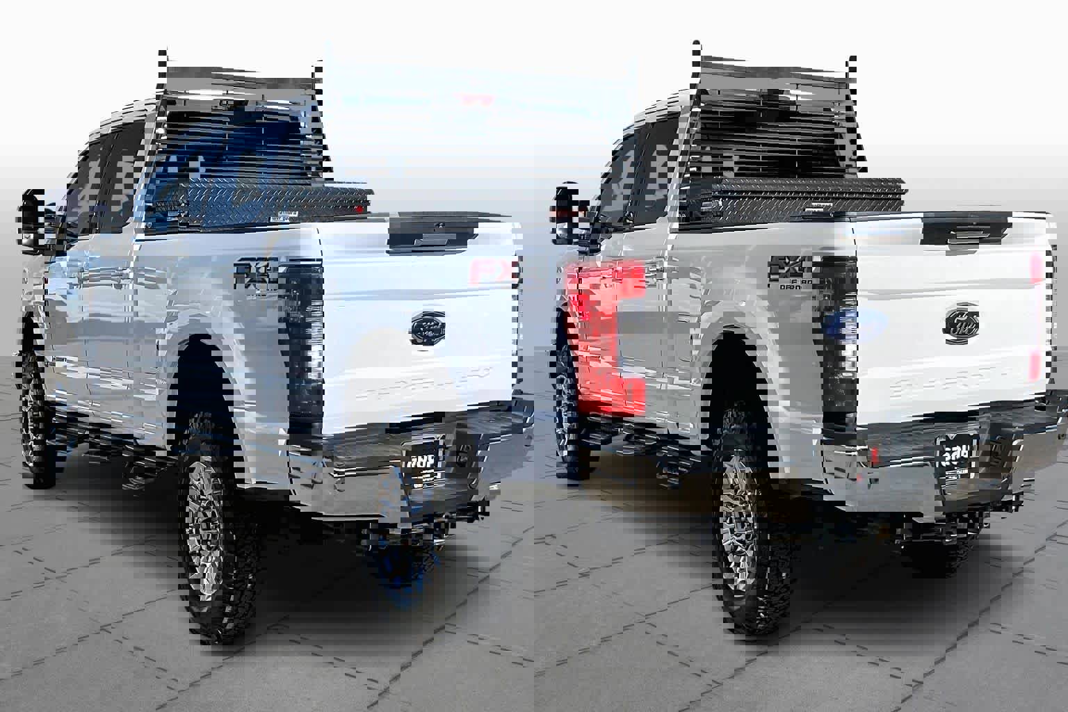 Used 2019 Ford F250 XLT w/ XLT Premium Package image 11