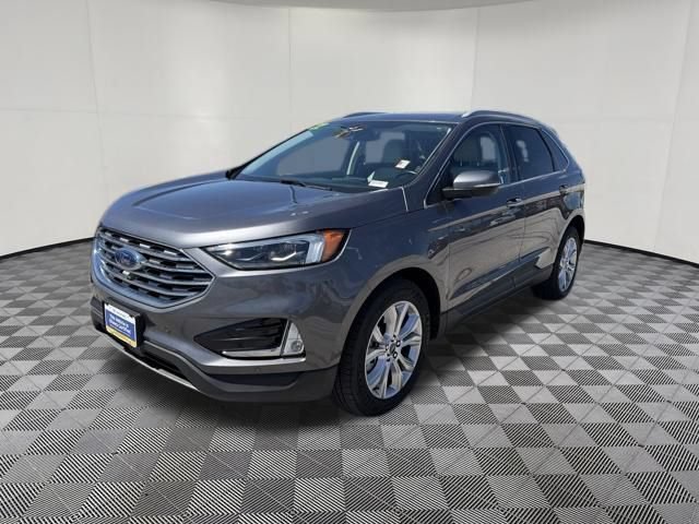 Used 2022 Ford Edge Titanium w/ Equipment Group 301A AWD/4WD image 13