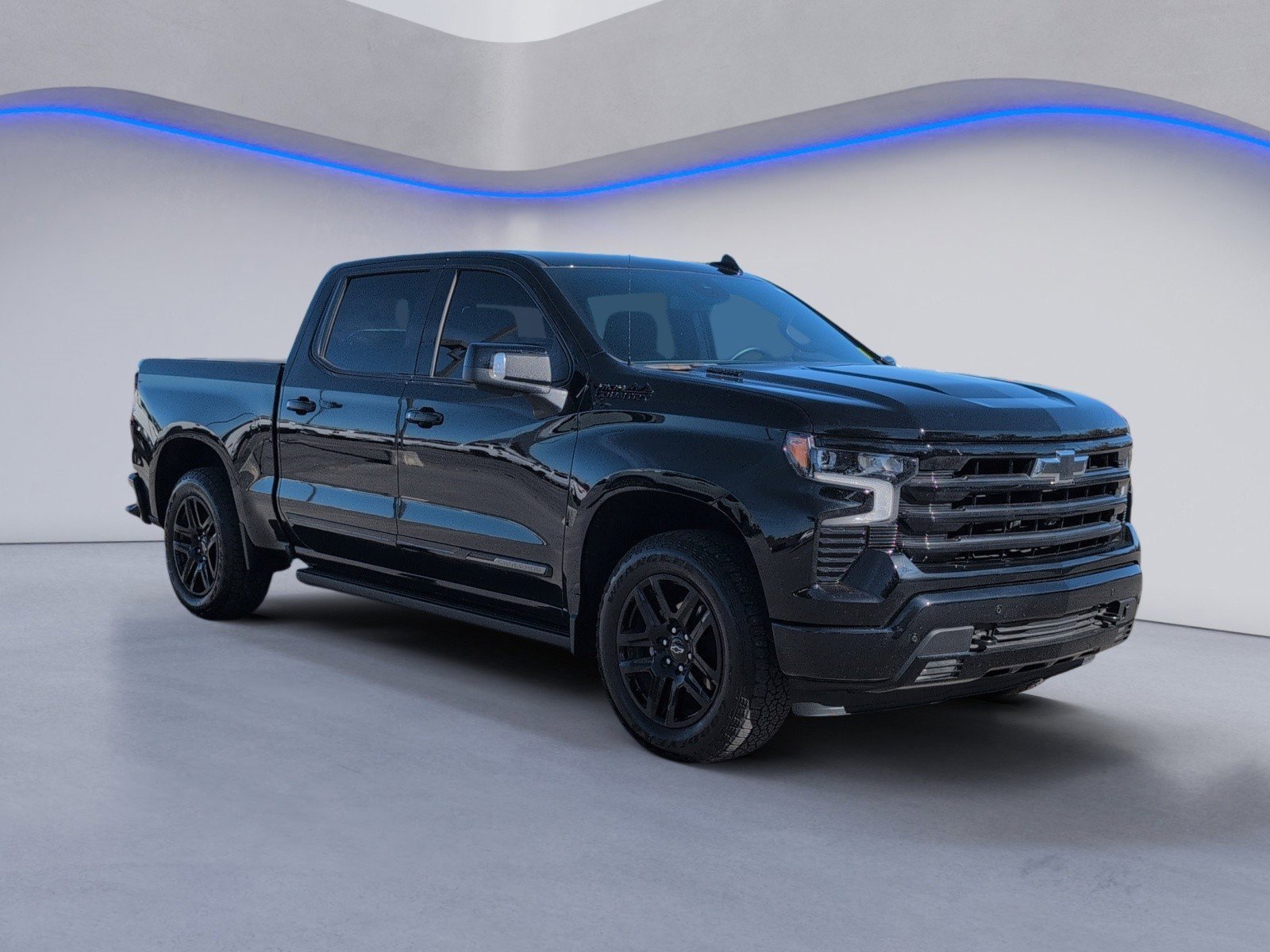 Used 2024 Chevrolet Silverado 1500 High Country w/ Midnight Edition image 9