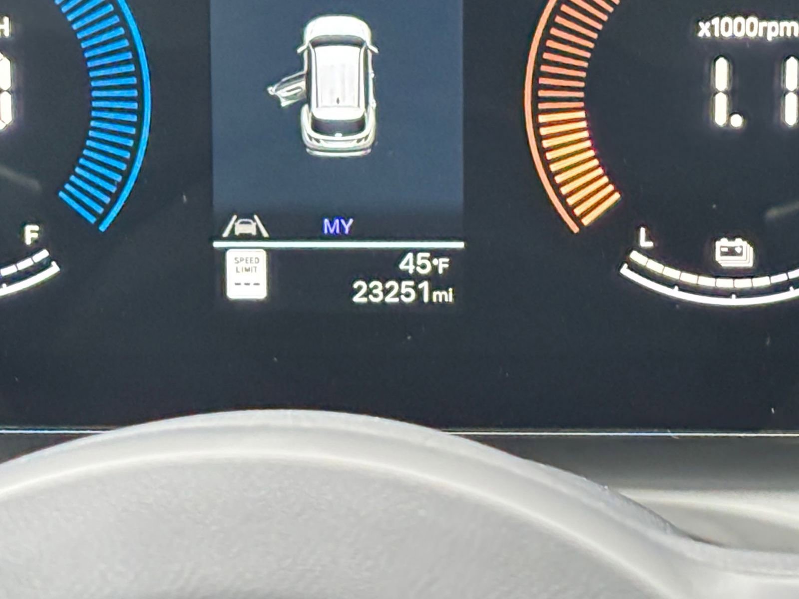 Used 2025 Hyundai Tucson Blue image 40