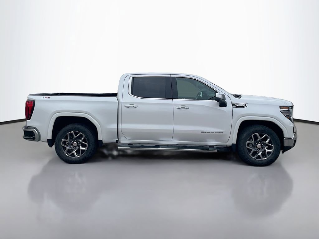 Used 2023 GMC Sierra 1500 SLT image 8