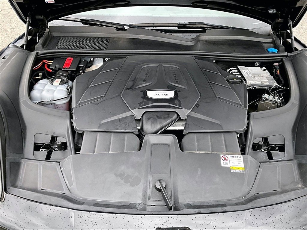 Used 2023 Porsche Cayenne image 23