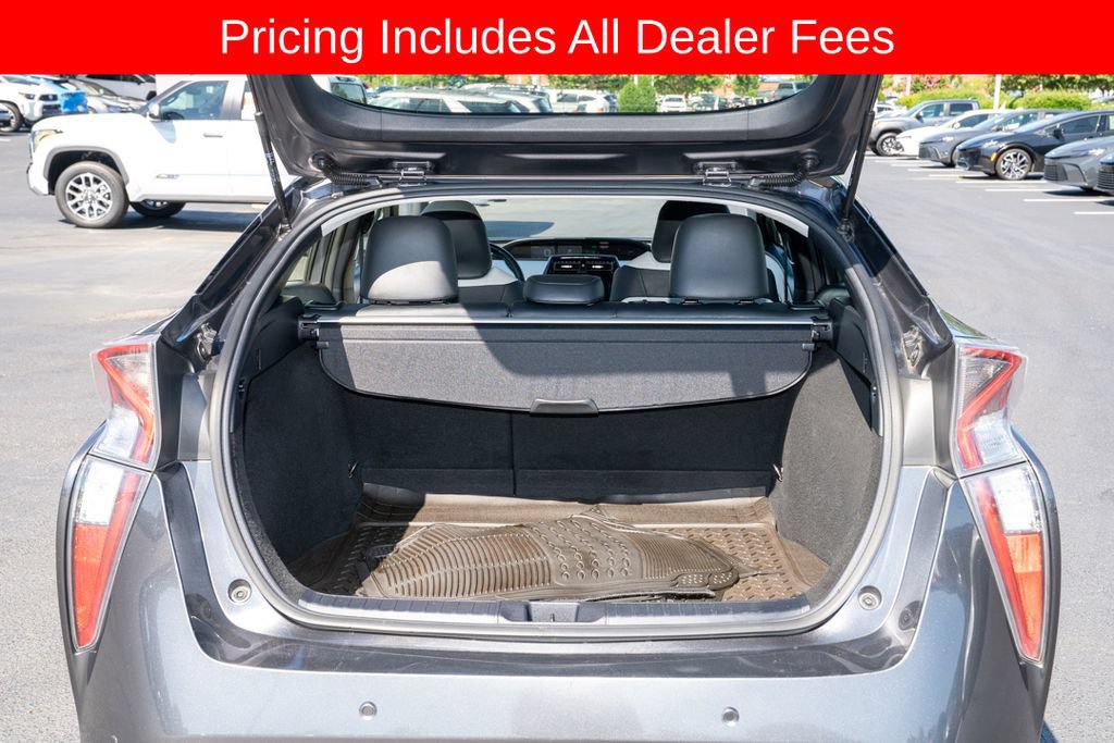 Used 2016 Toyota Prius Four Touring w/ Premium Convenience Package FWD image 5