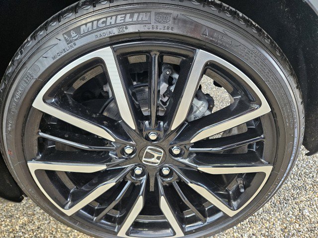 Used 2023 Honda Accord Touring image 32