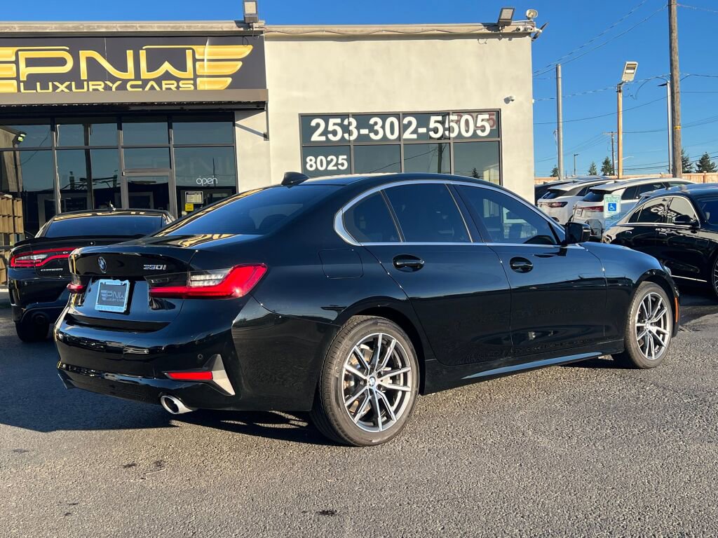Used 2020 BMW 330i Sedan w/ Premium Package image 6
