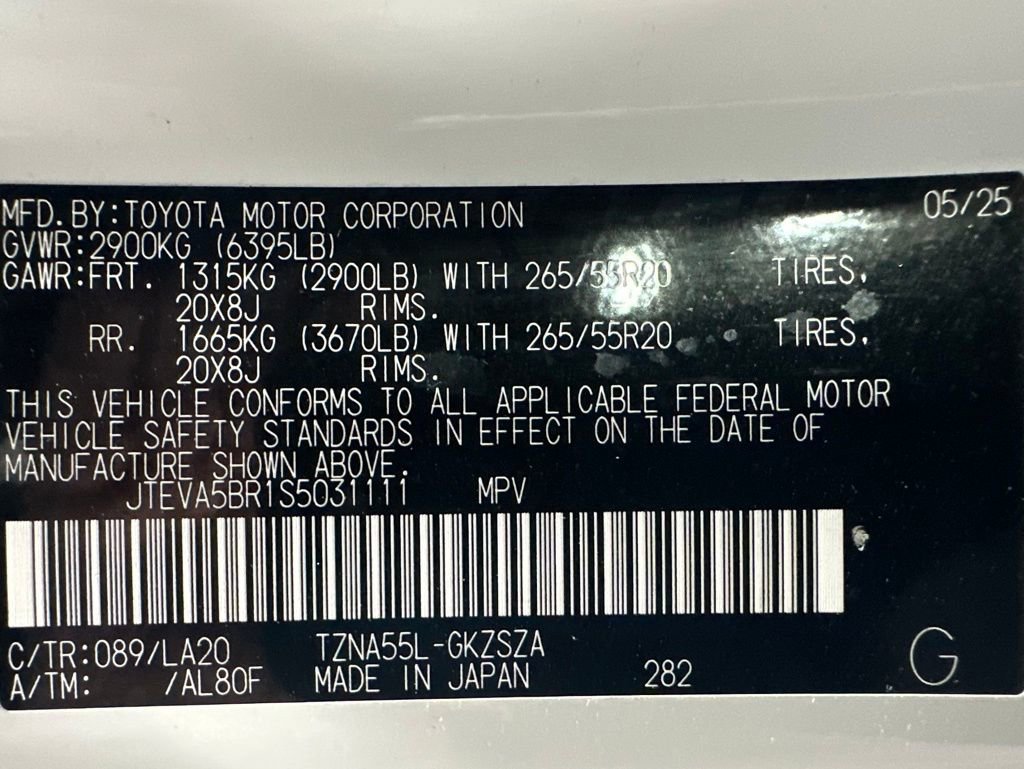 Used 2025 Toyota 4Runner Limited AWD/4WD image 11