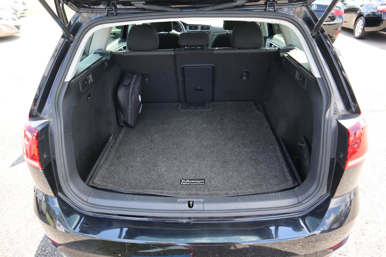 Used 2018 Volkswagen Golf S AWD/4WD image 20