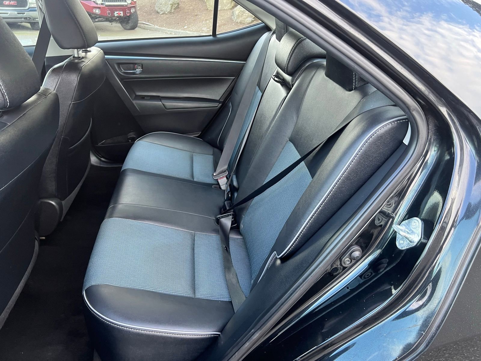 Used 2015 Toyota Corolla S FWD image 16