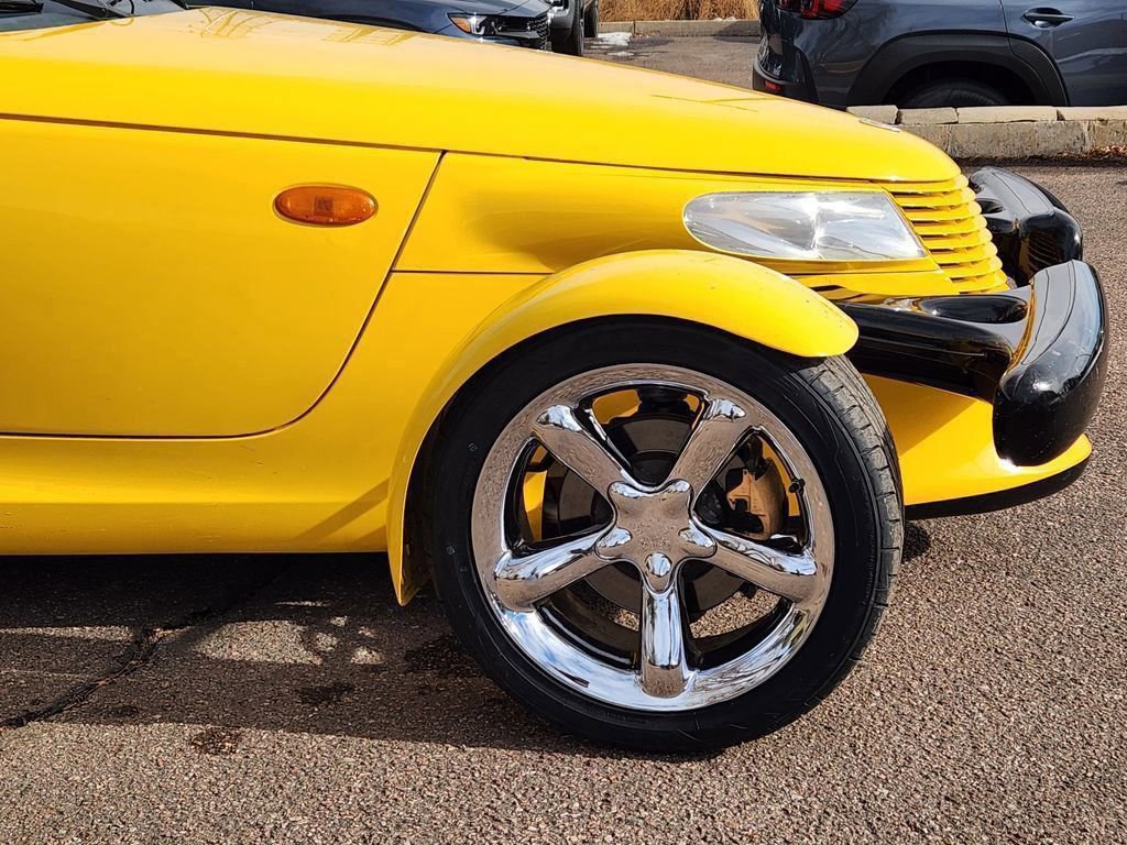 Used 2000 Plymouth Prowler image 29
