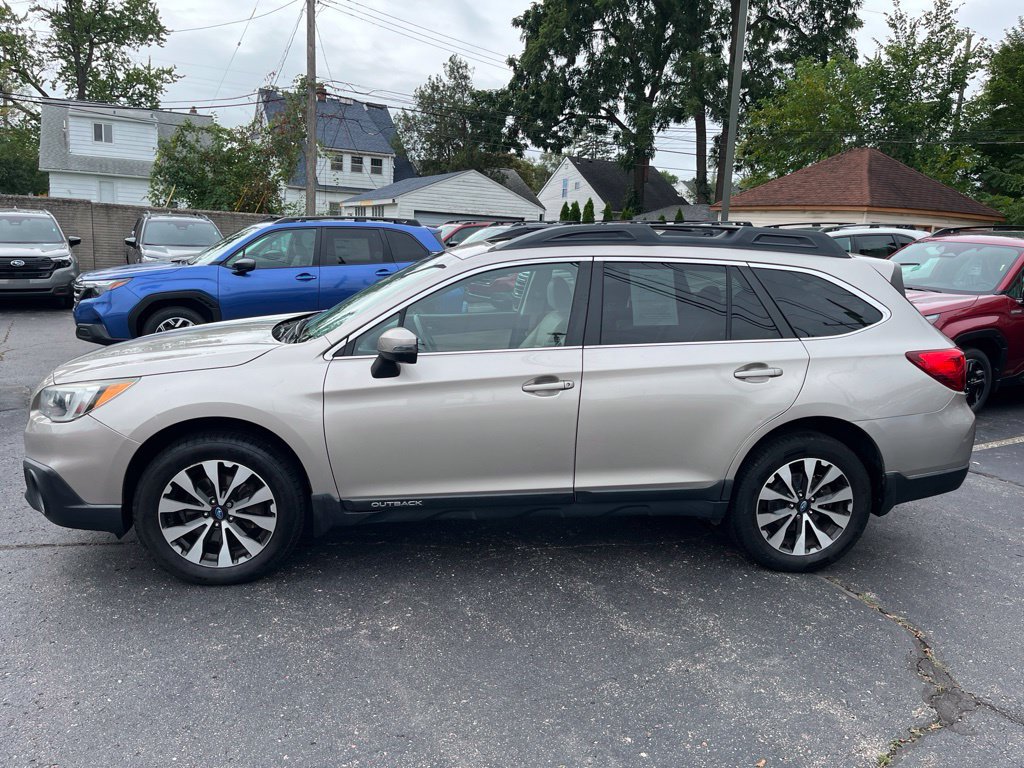 Used 2017 Subaru Outback 2.5i Limited AWD/4WD image 7