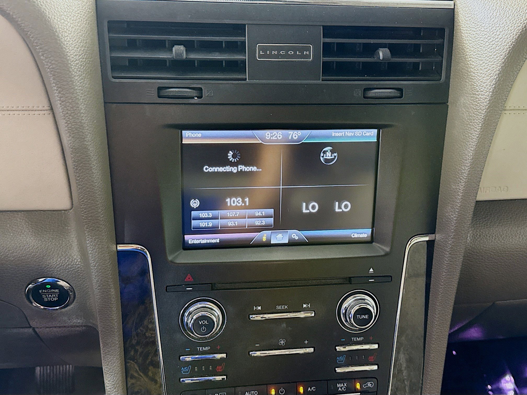 Used 2015 Lincoln Navigator 2WD image 18