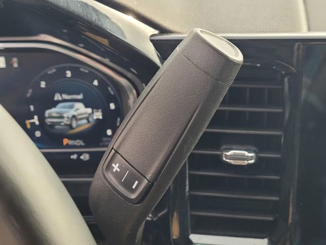 Used 2025 Chevrolet Silverado 1500 LT image 17