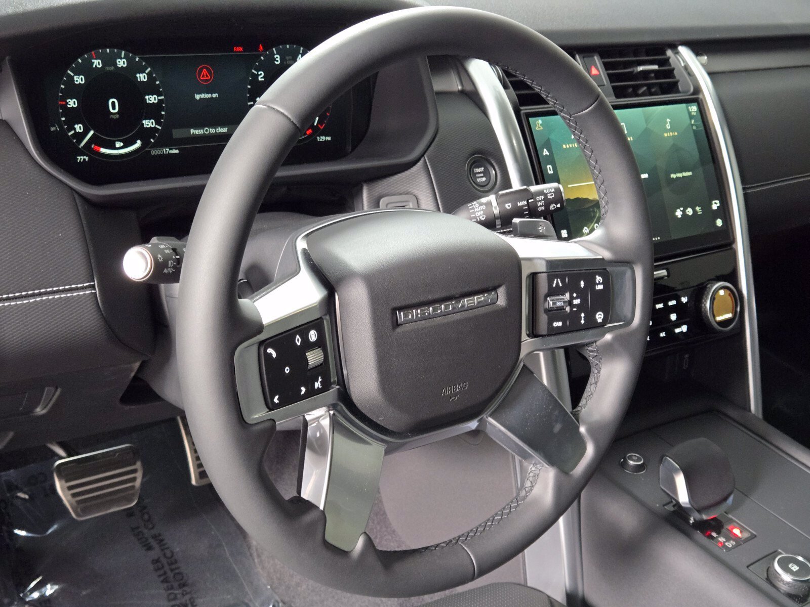 New 2026 Land Rover Discovery Limited Edition AWD/4WD image 23