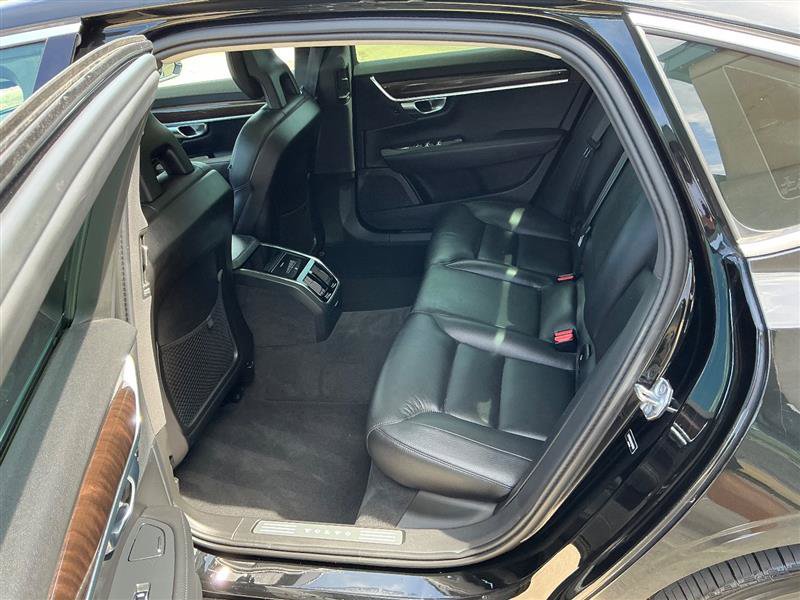 Used 2018 Volvo S90 T5 Momentum w/ Momentum Plus Package FWD image 31