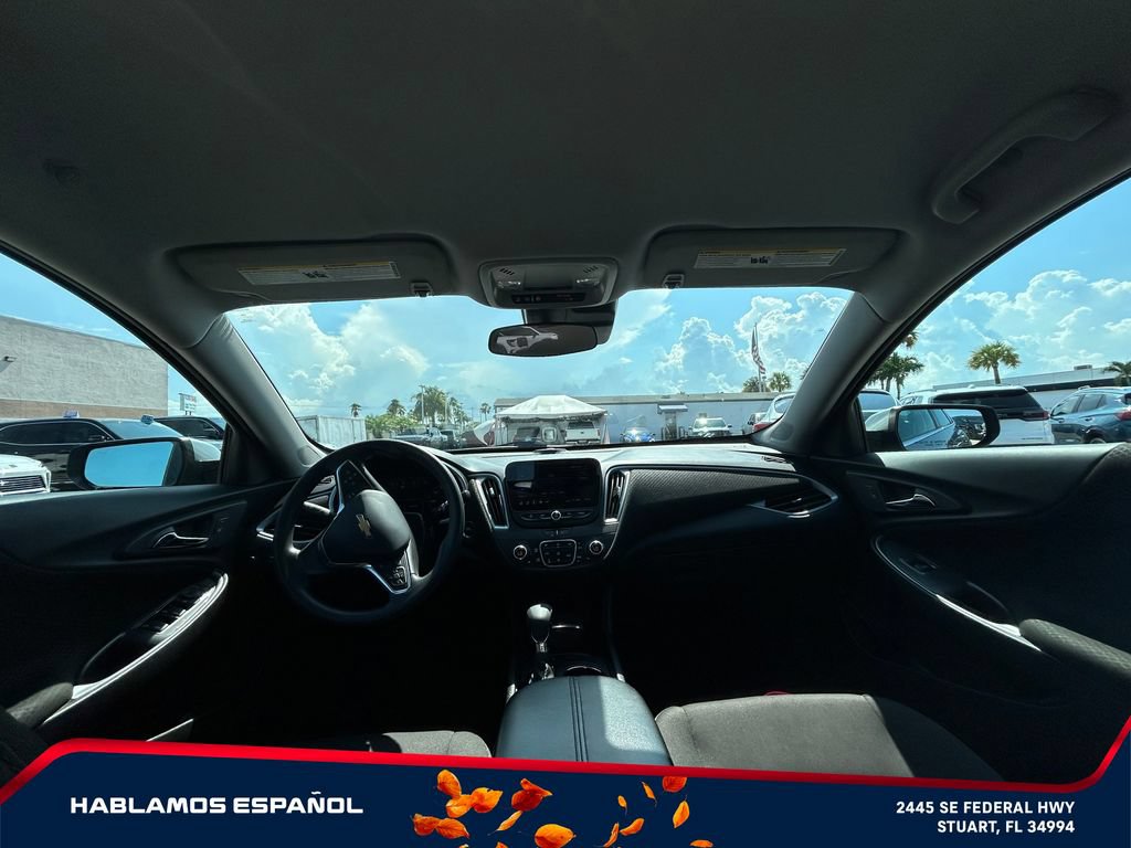 Used 2025 Chevrolet Malibu LT FWD image 14