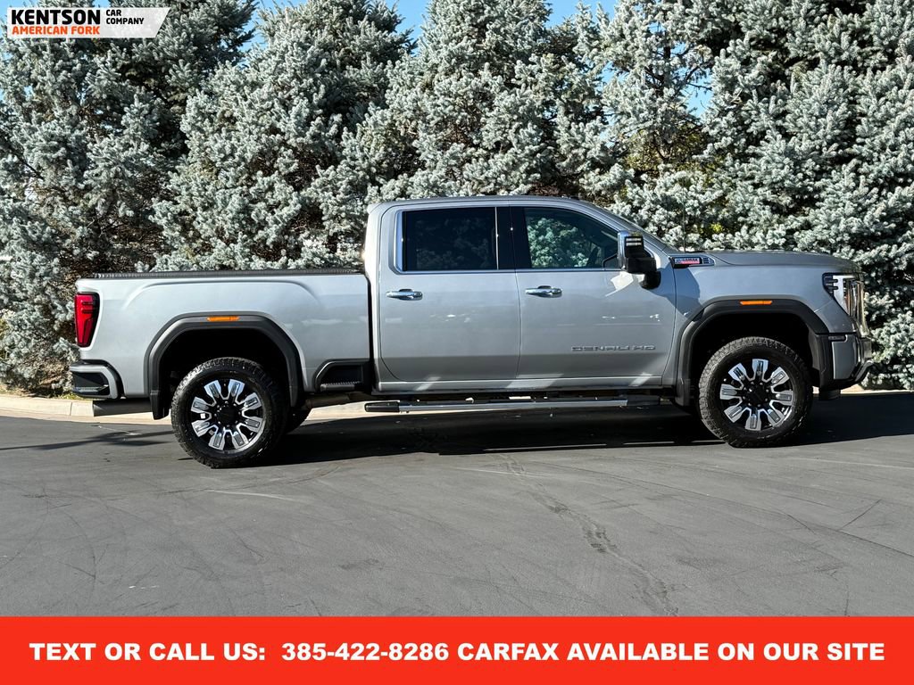 Used 2025 GMC Sierra 3500 Denali image 9