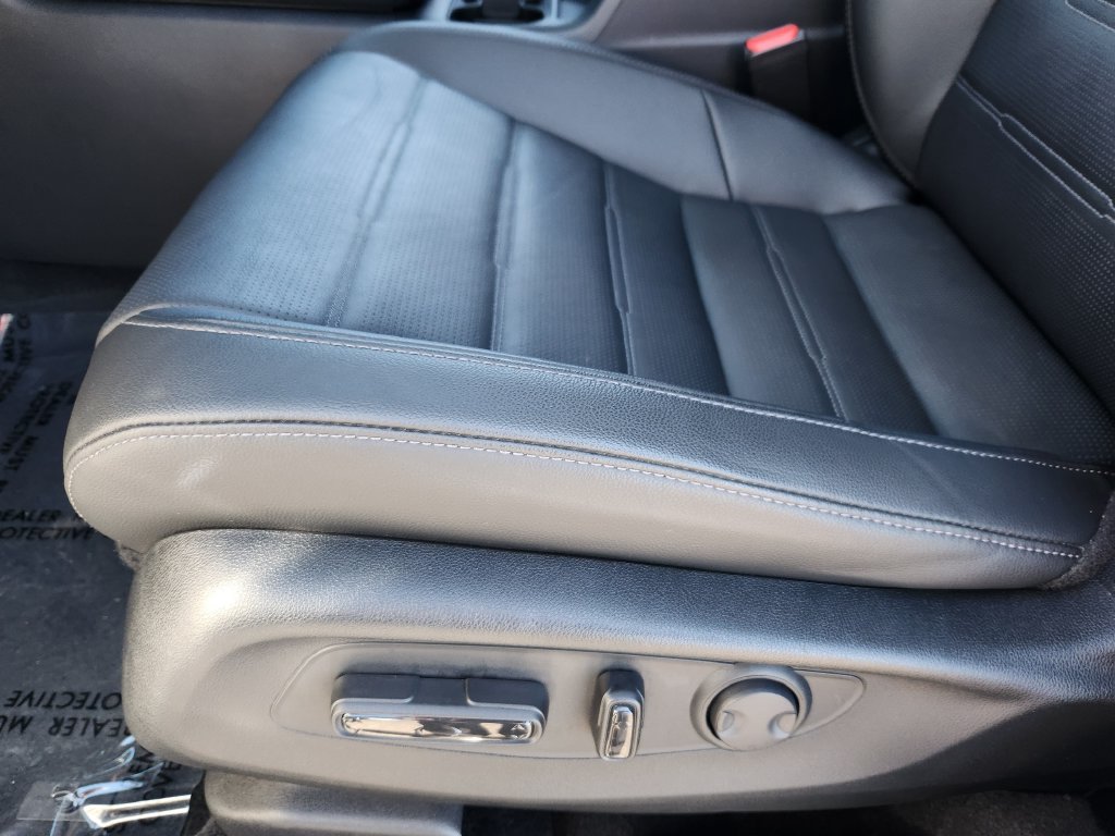 Used 2025 Honda CR-V EX-L image 15