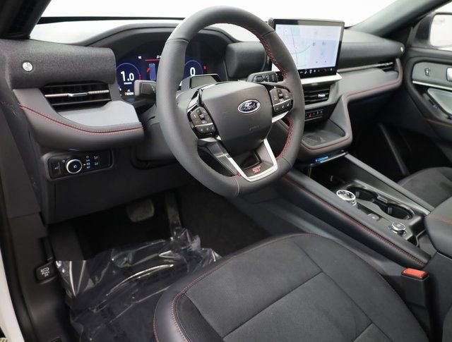 New 2025 Ford Explorer ST image 6