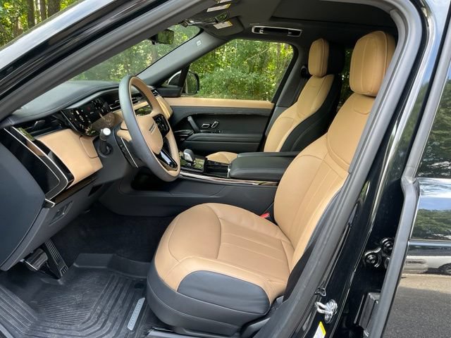 Certified 2025 Land Rover Range Rover Sport Dynamic SE AWD/4WD image 5