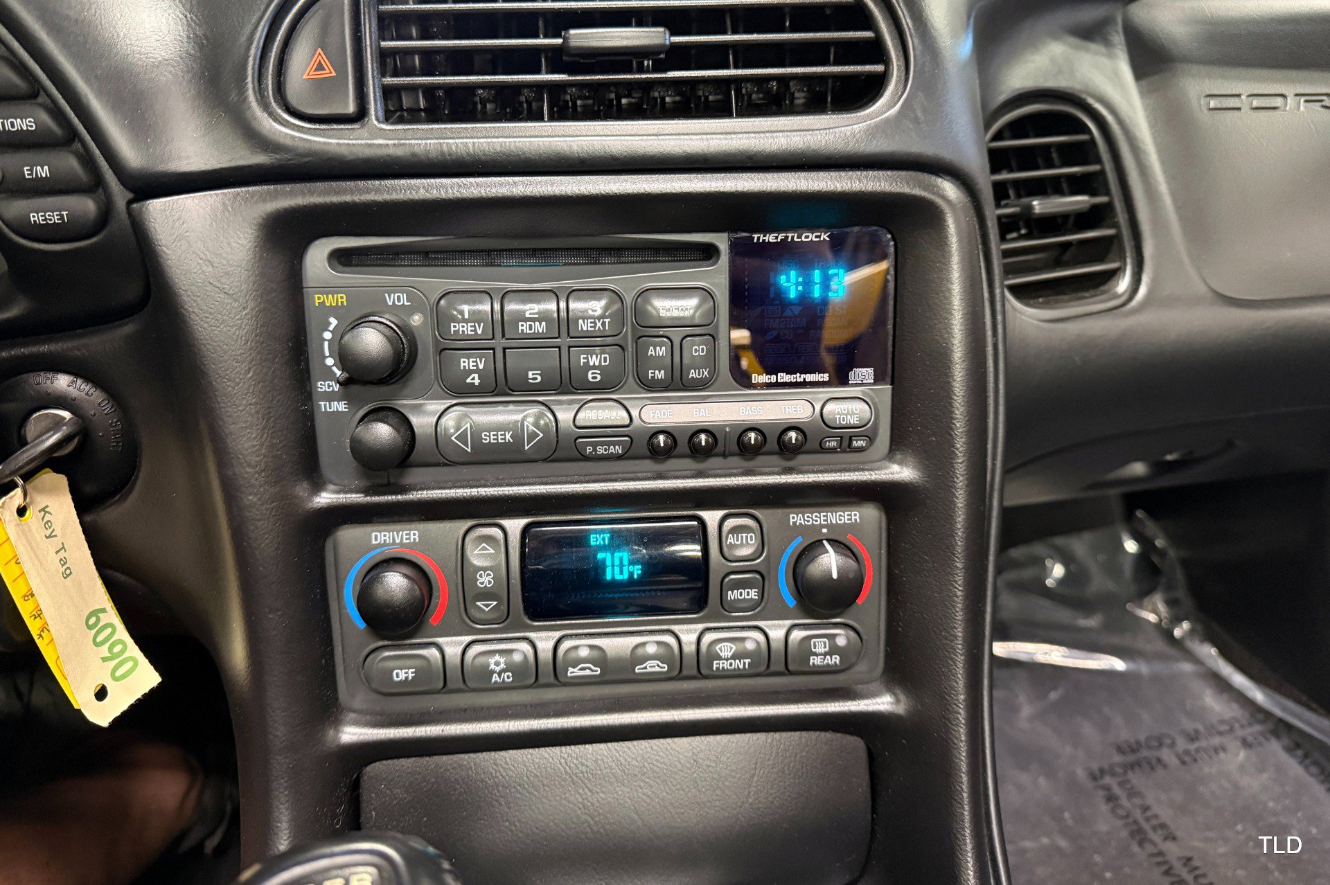 Used 2002 Chevrolet Corvette w/ Preferred Equipment Group2 image 82