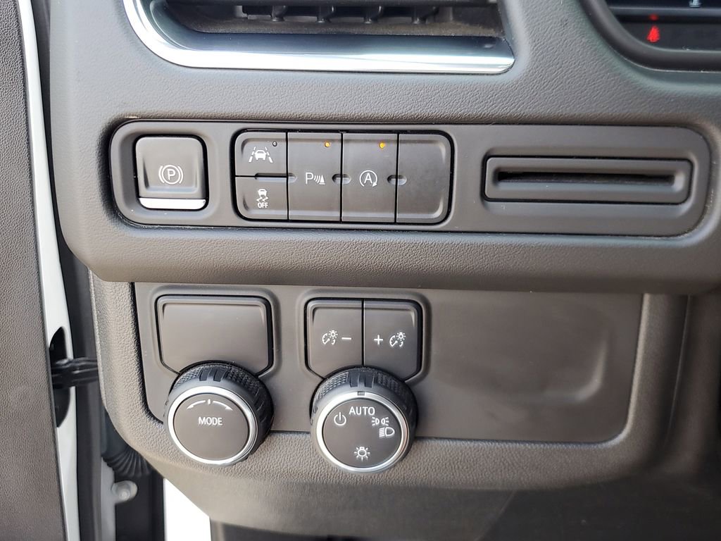 Used 2023 Chevrolet Tahoe RST image 28