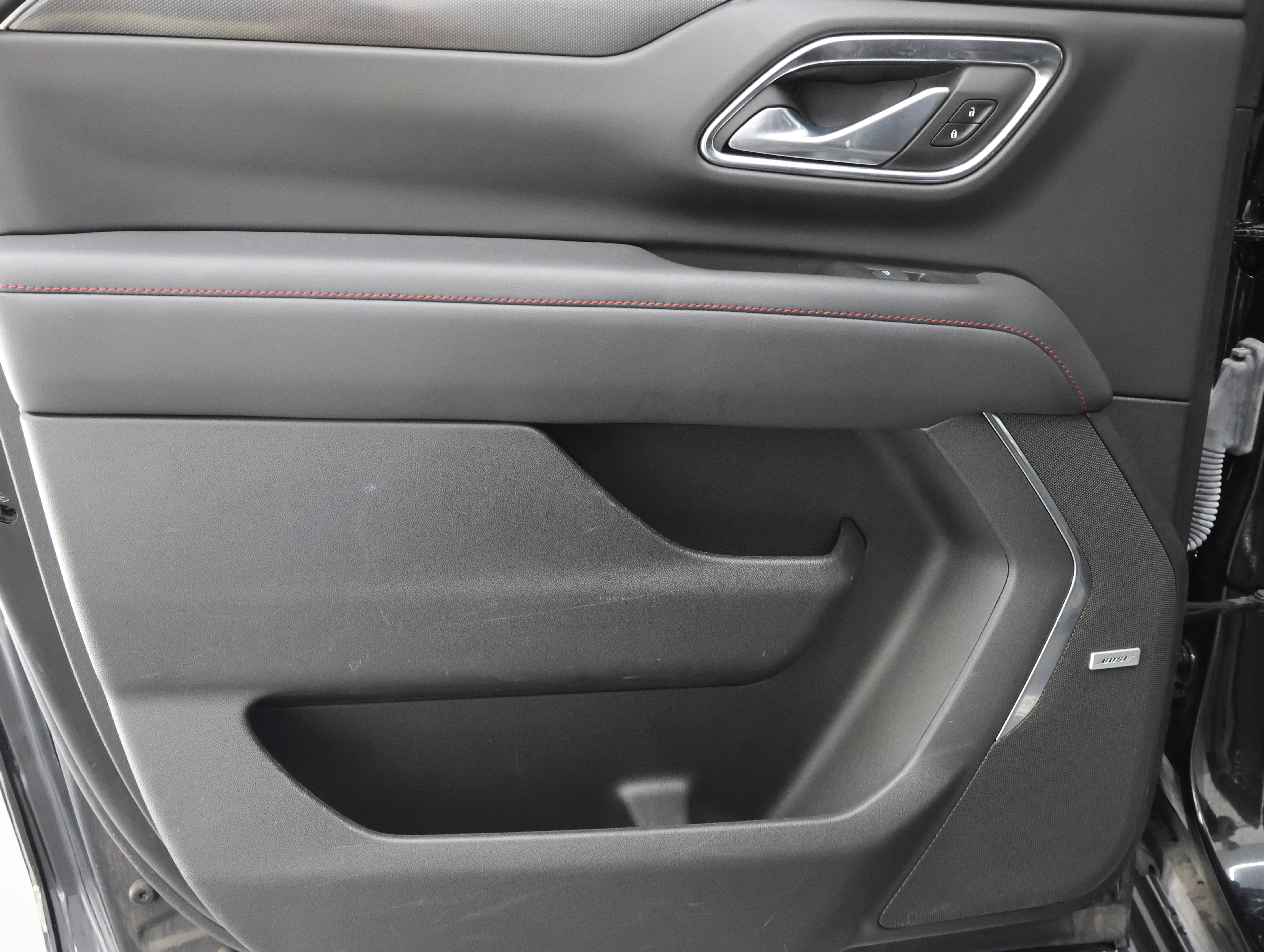 Used 2023 Chevrolet Suburban RST w/ Luxury Package AWD/4WD image 43