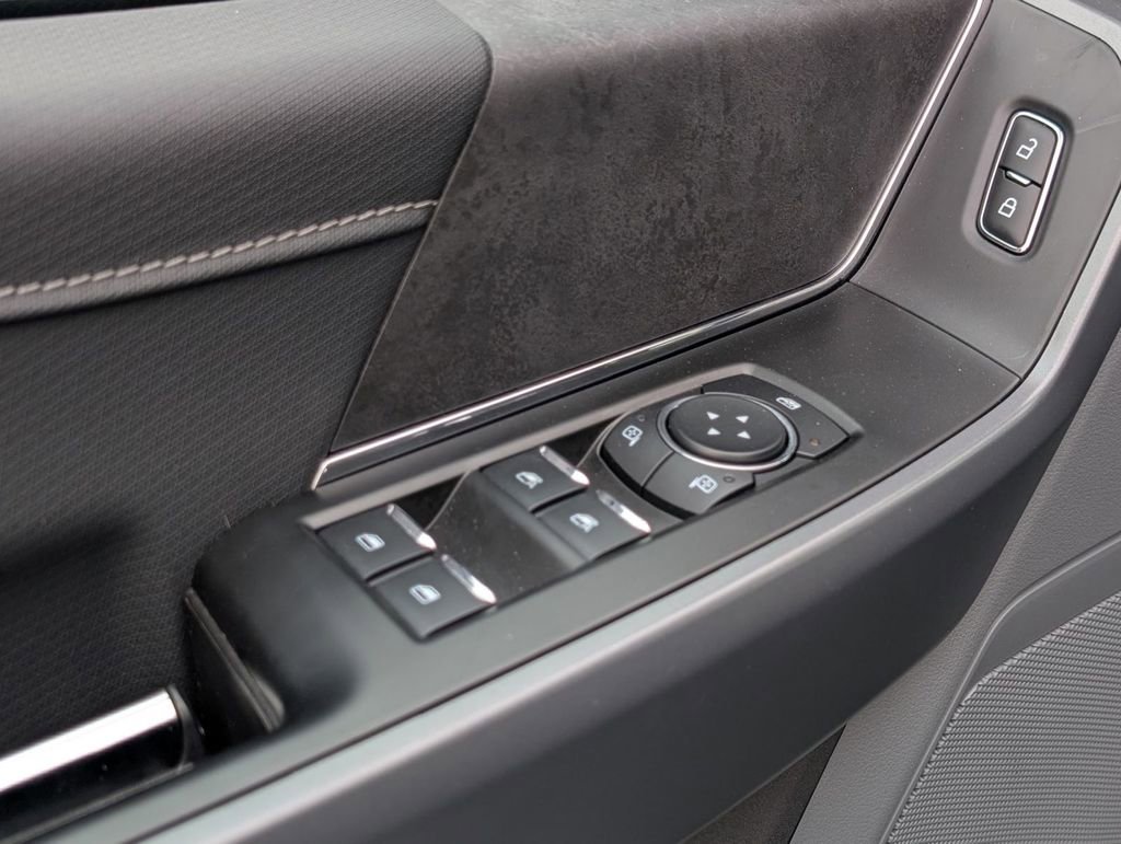 New 2024 Ford F150 XLT w/ Equipment Group 302A MID image 24