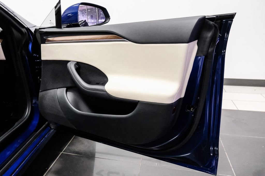 Used 2023 Tesla Model S Standard Range image 48