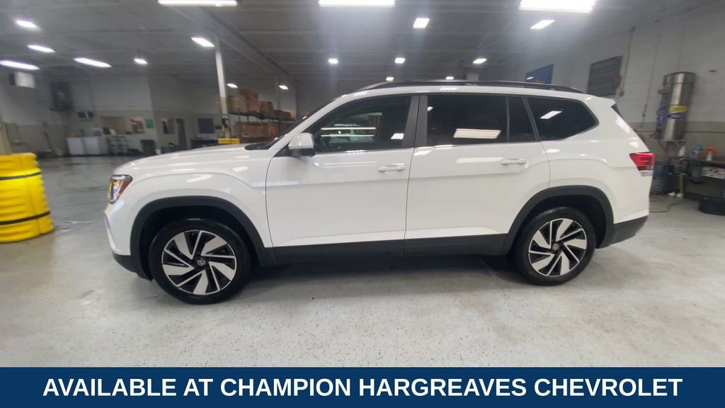 Used 2024 Volkswagen Atlas SE AWD/4WD image 6