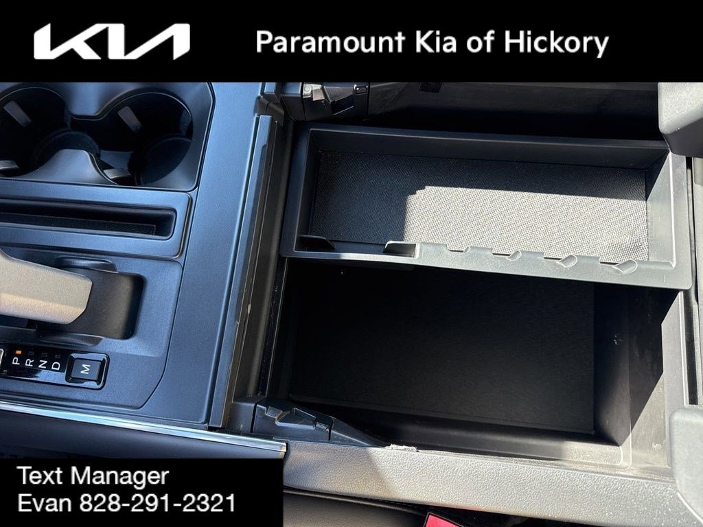 Used 2022 Ford F150 Raptor w/ Convenience Package image 27