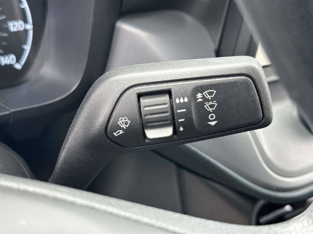 Used 2024 Ford Maverick XL FWD image 12