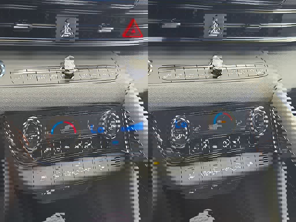 New 2026 Hyundai Elantra N FWD image 32