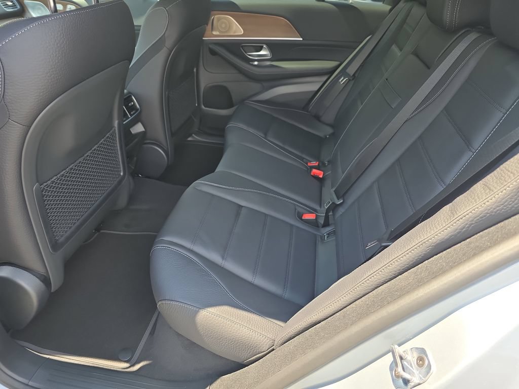 New 2026 Mercedes-Benz GLE 580 4MATIC image 10