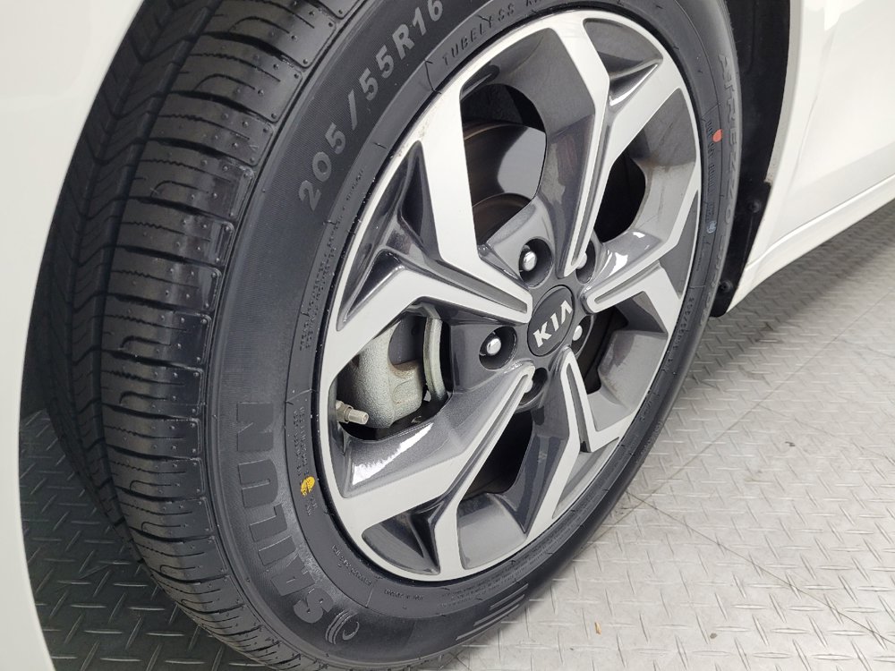 Used 2019 Kia Forte LXS FWD image 31