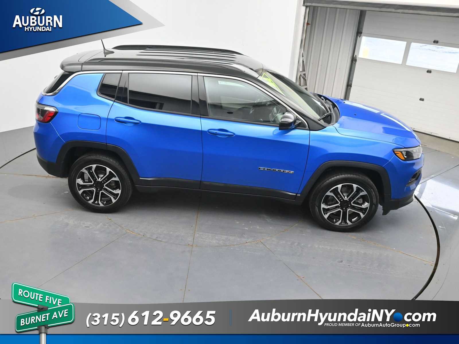 Used 2024 Jeep Compass Limited AWD/4WD image 30