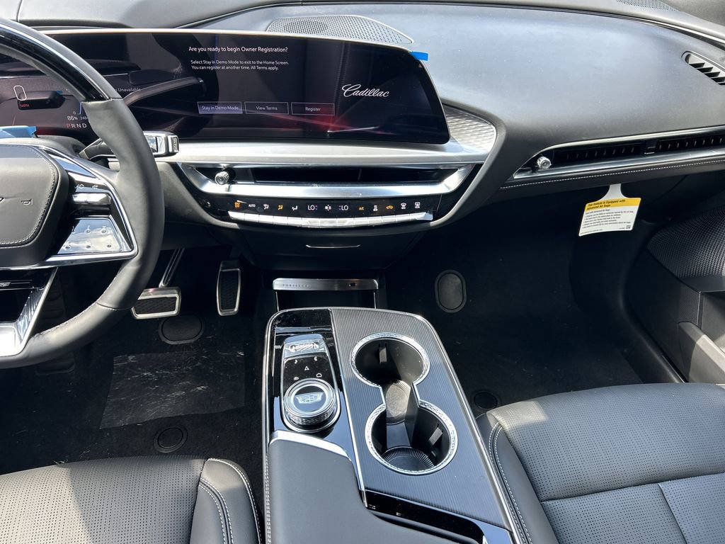 New 2026 Cadillac Lyriq V image 15