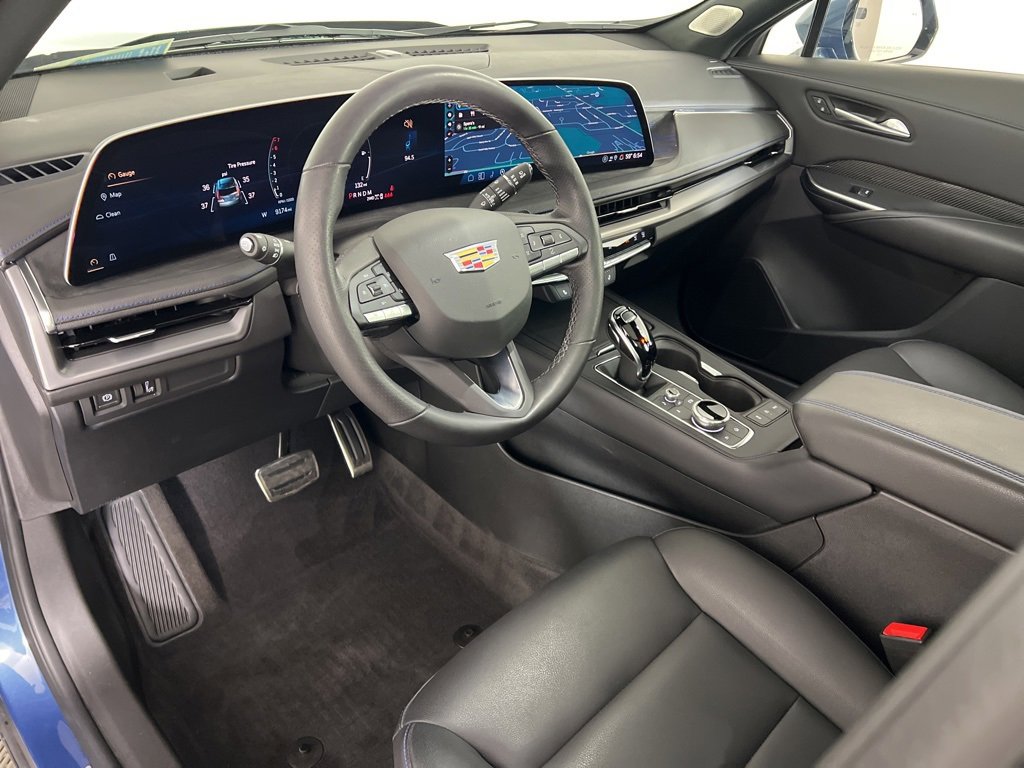 Used 2025 Cadillac XT4 Sport w/ Cold Weather Package image 2