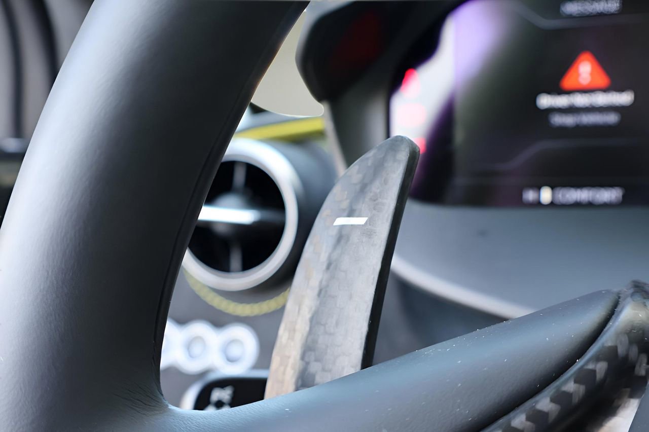 New 2026 McLaren 750S Spider RWD image 19