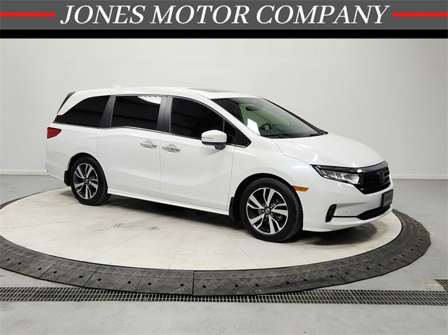 Used 2023 Honda Odyssey Touring image 1