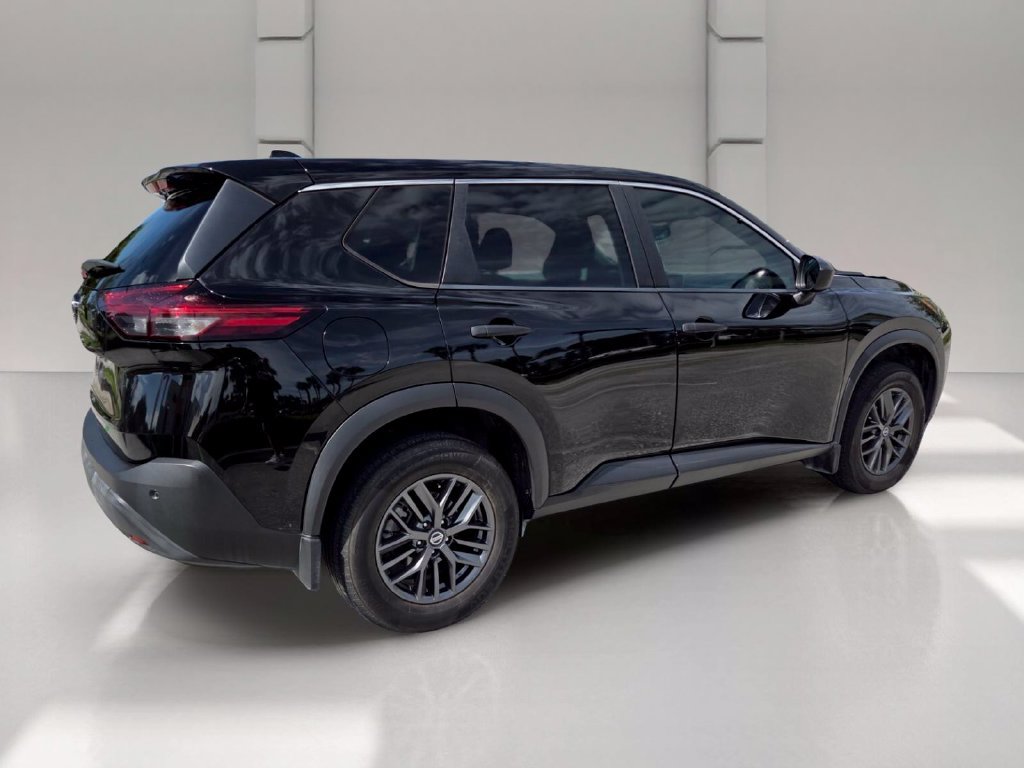 Used 2021 Nissan Rogue S FWD image 3