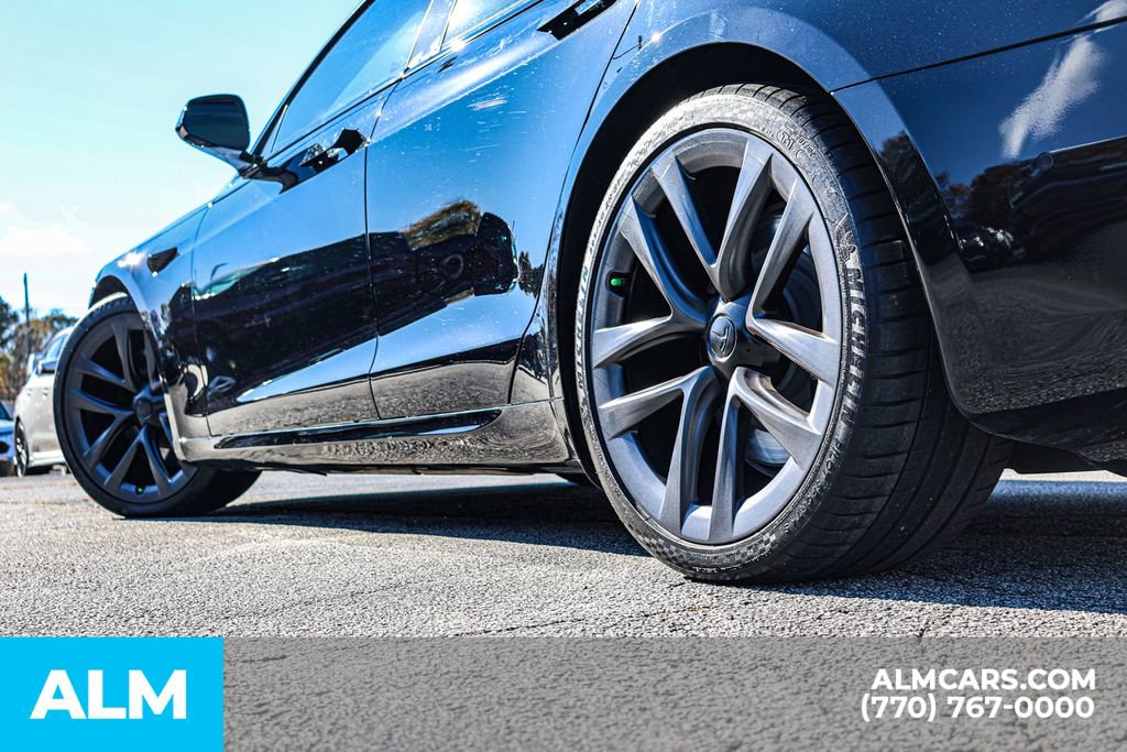 Used 2021 Tesla Model S Plaid image 17