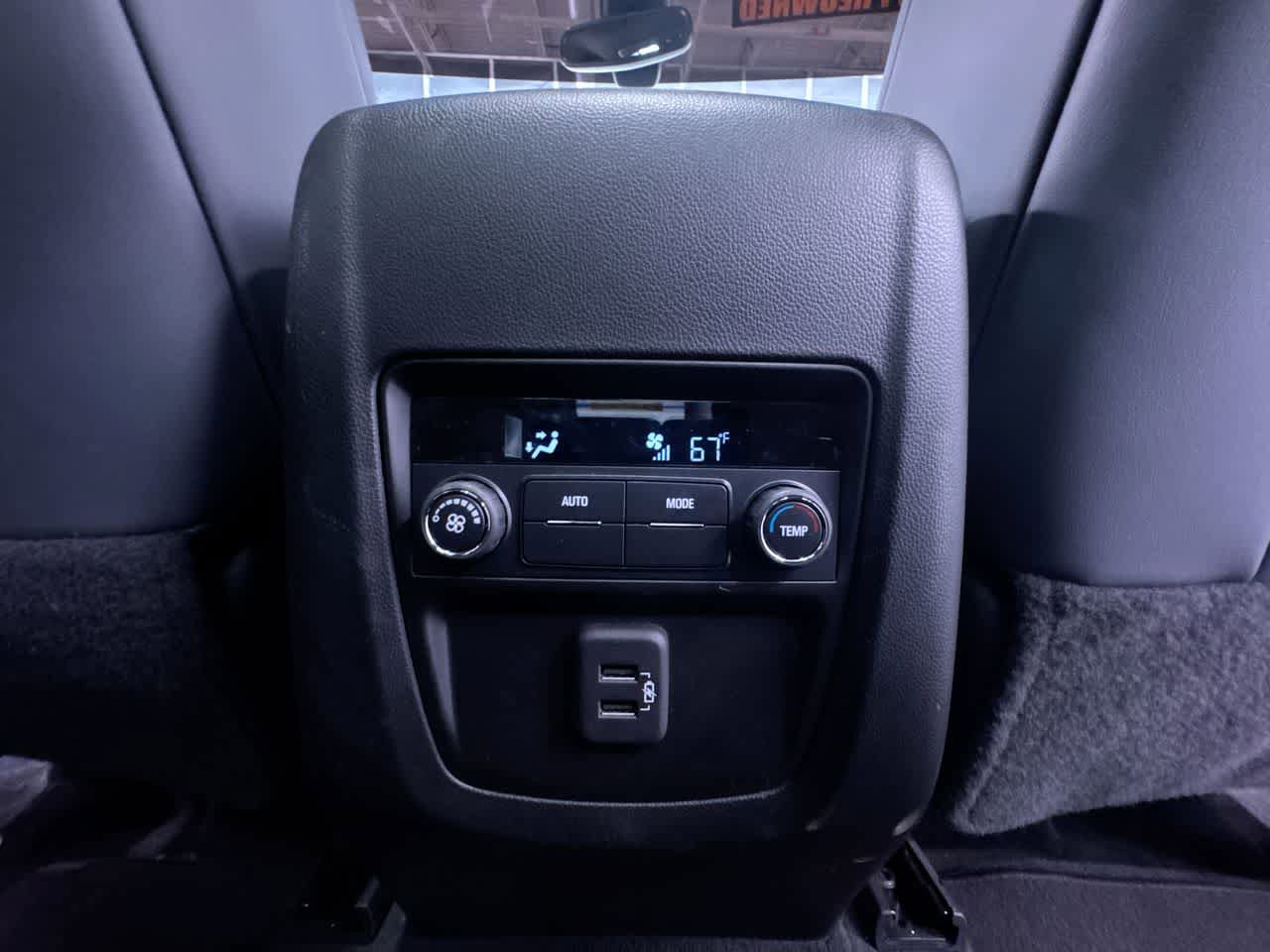 Used 2023 Buick Enclave Essence w/ Experience Buick Package AWD/4WD image 39