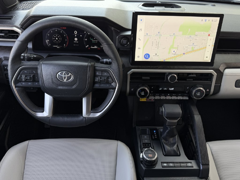 Used 2025 Toyota Tacoma Limited AWD/4WD image 12
