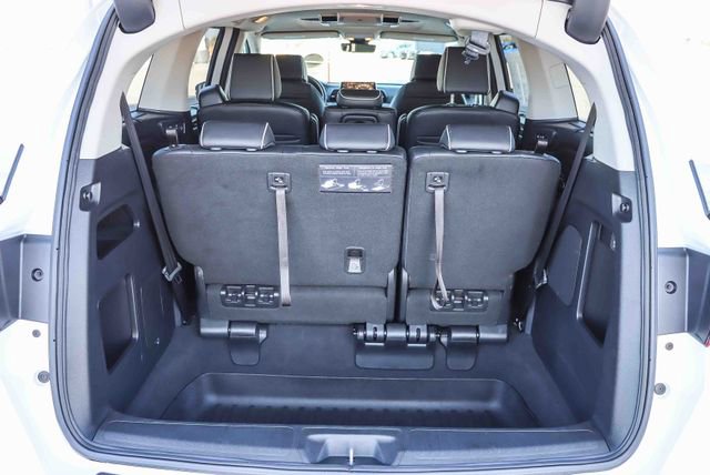 Used 2025 Honda Odyssey Elite image 27