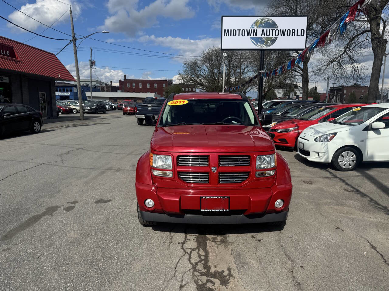 Used 2011 Dodge Nitro Heat AWD/4WD image 3