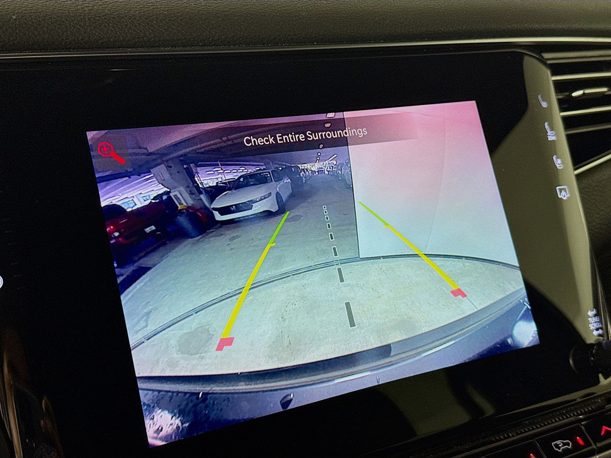 Used 2023 Jeep Wagoneer L Series II image 16