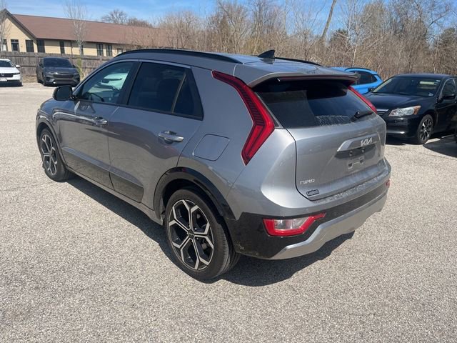 Certified 2023 Kia Niro EX Touring image 7