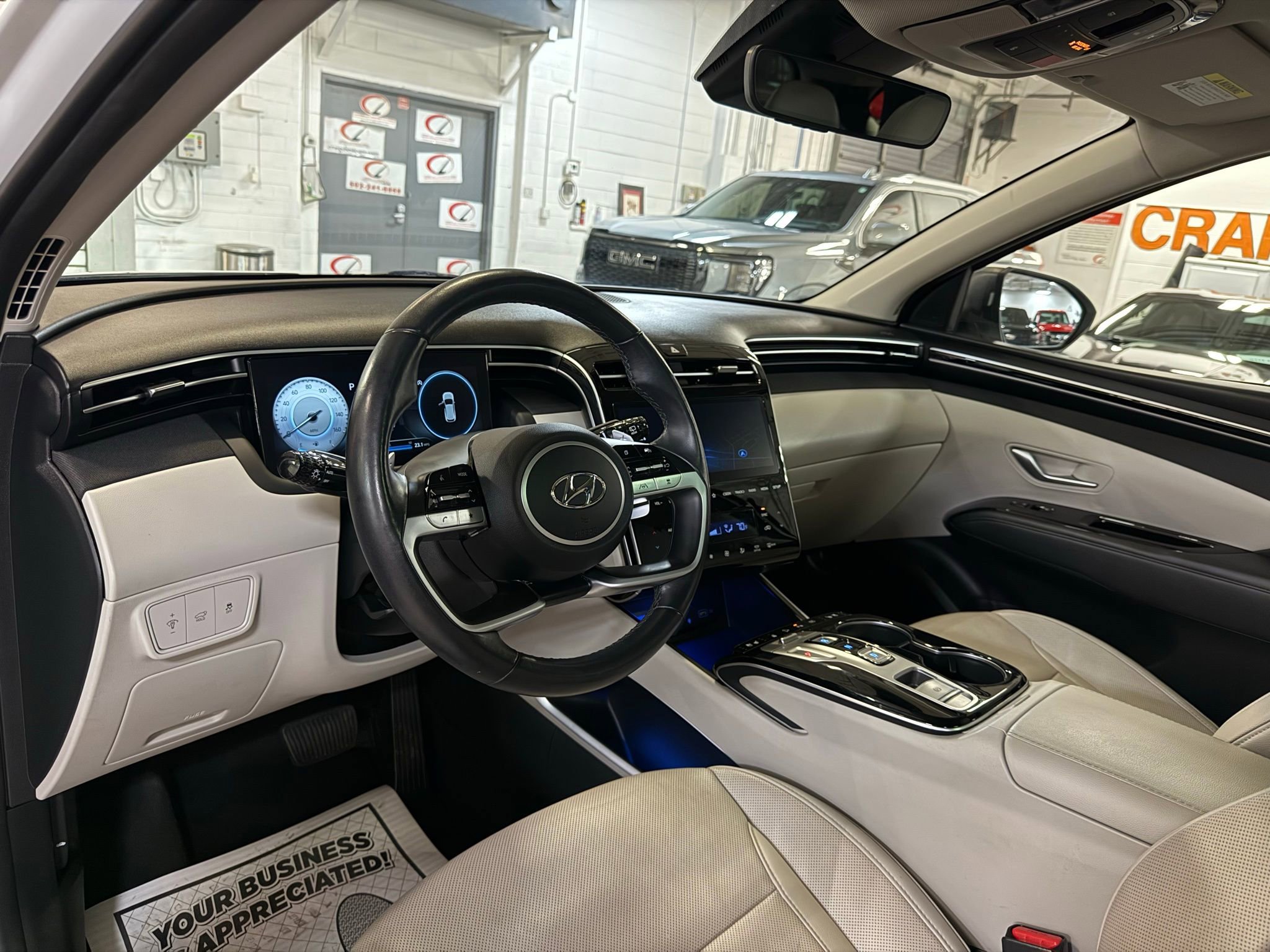 Used 2024 Hyundai Tucson Limited image 39