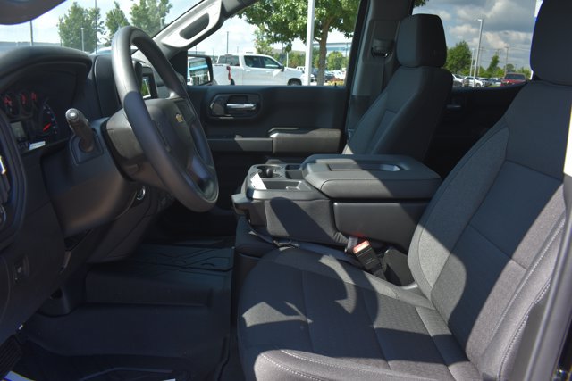 New 2026 Chevrolet Silverado 1500 Custom w/ LPO, Dark Essentials Package AWD/4WD image 18